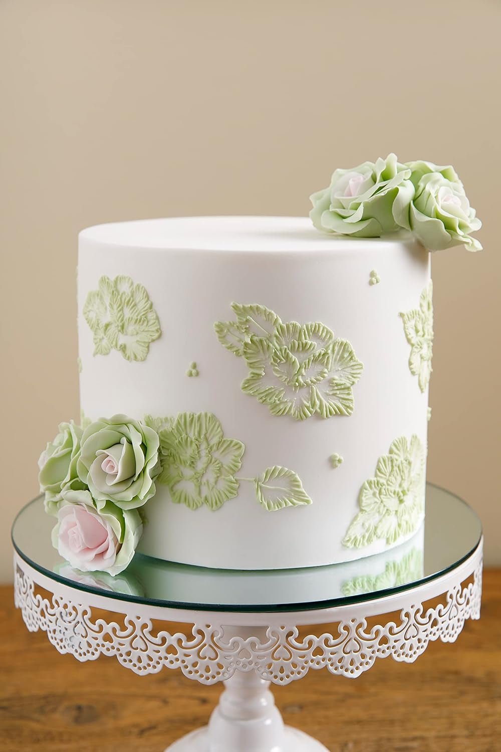 Extra Fondant Black 1kg - Ekstra elastyczny fondant o smaku waniliowym, idealny do pokrywania ciast - Czarny - 1 kg Pasta cukrowa Naty Shop