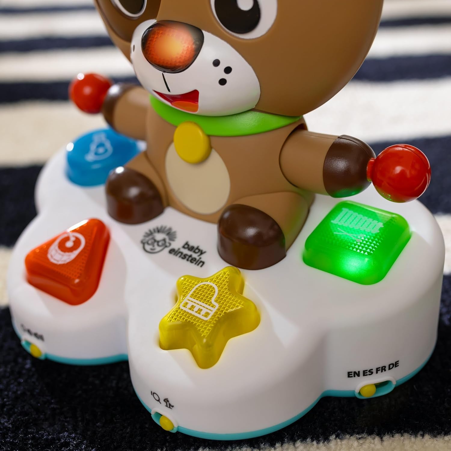 Baby Einstein, Drum & Learn Dean Muzyczna zabawka edukacyjna – multisensoryczna zabawka dla dziecka, 2 tryby gry, kolory, kształty i instrumenty, ponad 50 dźwięków, zabawki dla dzieci od 6 miesiąca życia Naty Shop
