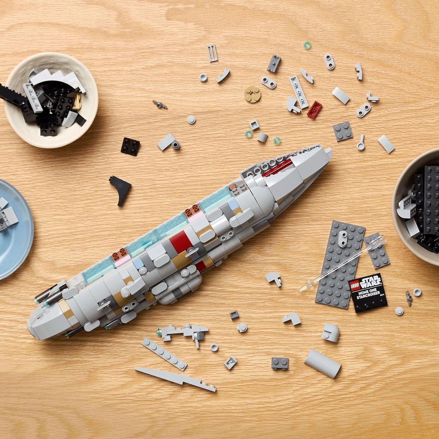 LEGO Star Wars 75405 Home One Starcruiser z Powrotu Jedi - Model statku kosmicznego - Zestaw fantasy i kolekcjonerski do zbudowania i wystawienia - Prezent dla dorosłych i nastolatków Zestawy do budowania Besuche den LEGO-Store