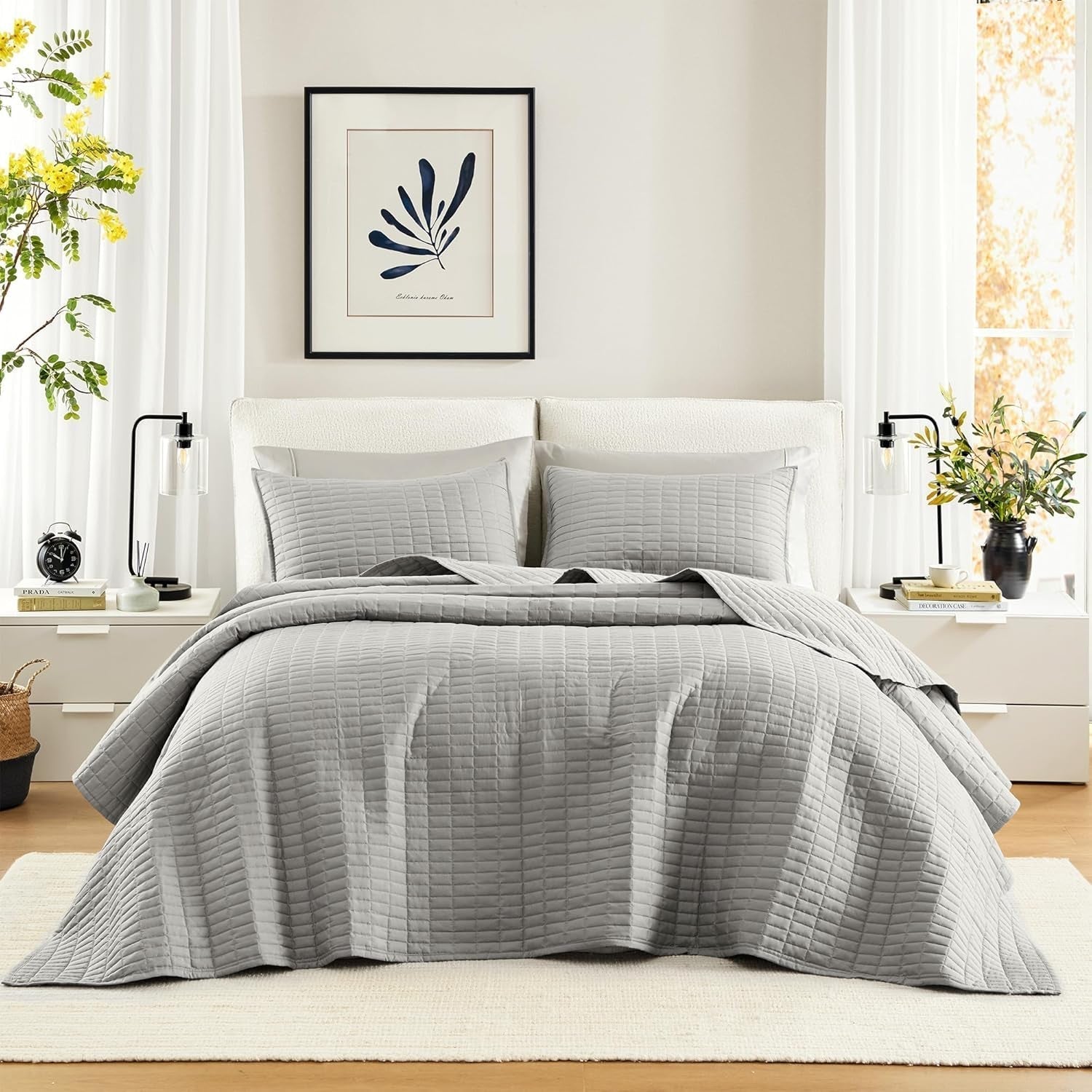 Zestaw kołder Comfort Spaces Kienna, luksusowe podwójne szwy, koc letni, lekki, miękki, pościel przez cały rok, dopasowana poszewka na poduszkę, biały, koc na łóżko king size (264,2 x 228,6 cm), kołdry i kołdry Naty Shop szara, duża narzuta typu king-size (120 "X 118")