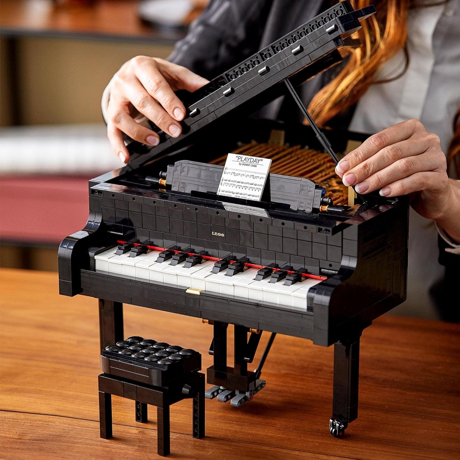 LEGO Ideas Fortepian koncertowy (21323); Zestaw konstrukcyjny; Twój własny fortepian koncertowy; Świetny projekt modelarski dla utalentowanego pianisty, muzyka, melomana i hobbysty (3662 elementów) Zestawy do budowania Besuche den LEGO-Store
