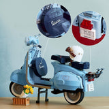 LEGO Icons Vespa 125, model motocykla do zbudowania, zabytkowy włoski skuter, model dla dorosłych, element wystawowy jako dekoracja pokoju, prezenty dla kobiet i mężczyzn 10298 Zestawy do budowania w sklepie LEGO