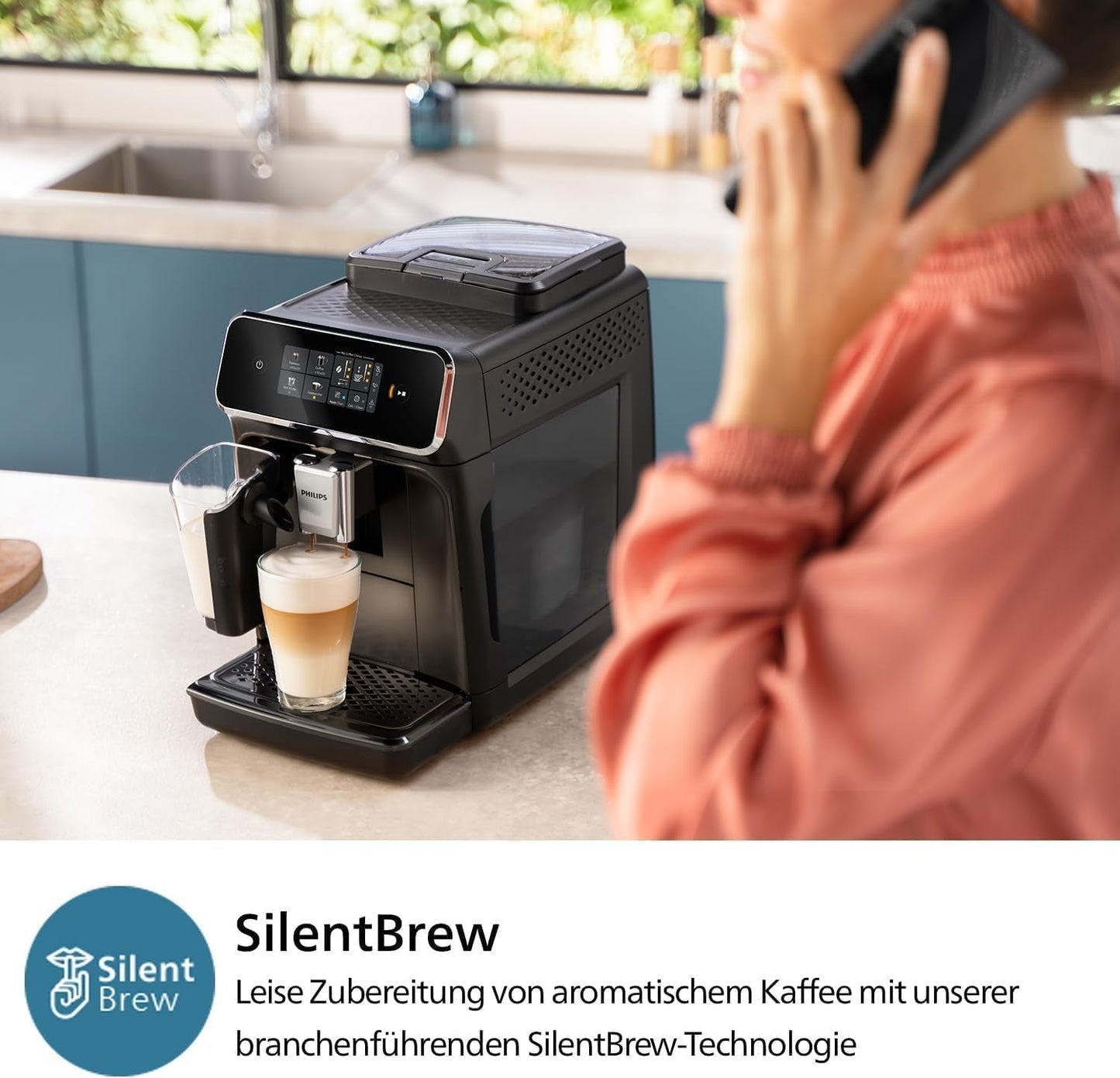 Ekspres automatyczny PHILIPS seria 2300 - 4 napoje, nowoczesny kolorowy ekran dotykowy, system przygotowania mleka LatteGo, SilentBrew, młynek 100% ceramiczny, filtr AquaClean. Czarny matowy (EP2330/10)