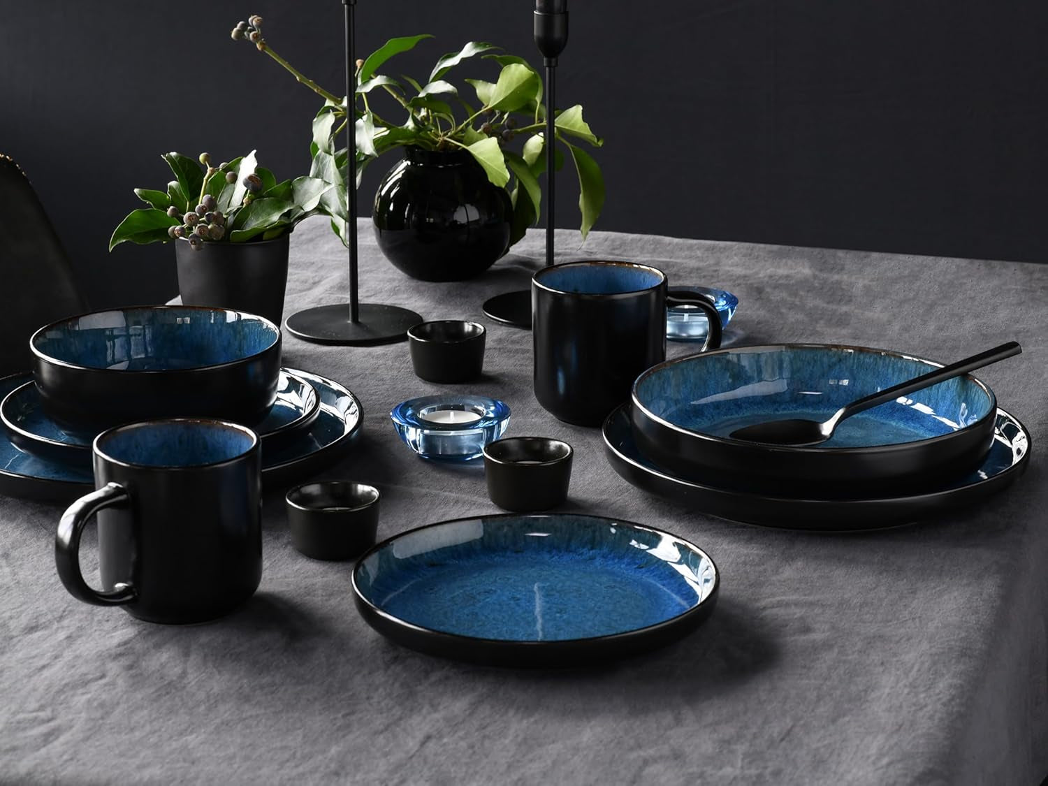 CreaTable, 20149, seria Nordic Fjord Blue, 16-częściowy zestaw naczyń obiadowych dla 4 osób, usługa łączenia porcelany, można myć w zmywarce i używać w kuchence mikrofalowej, jakość produkcji