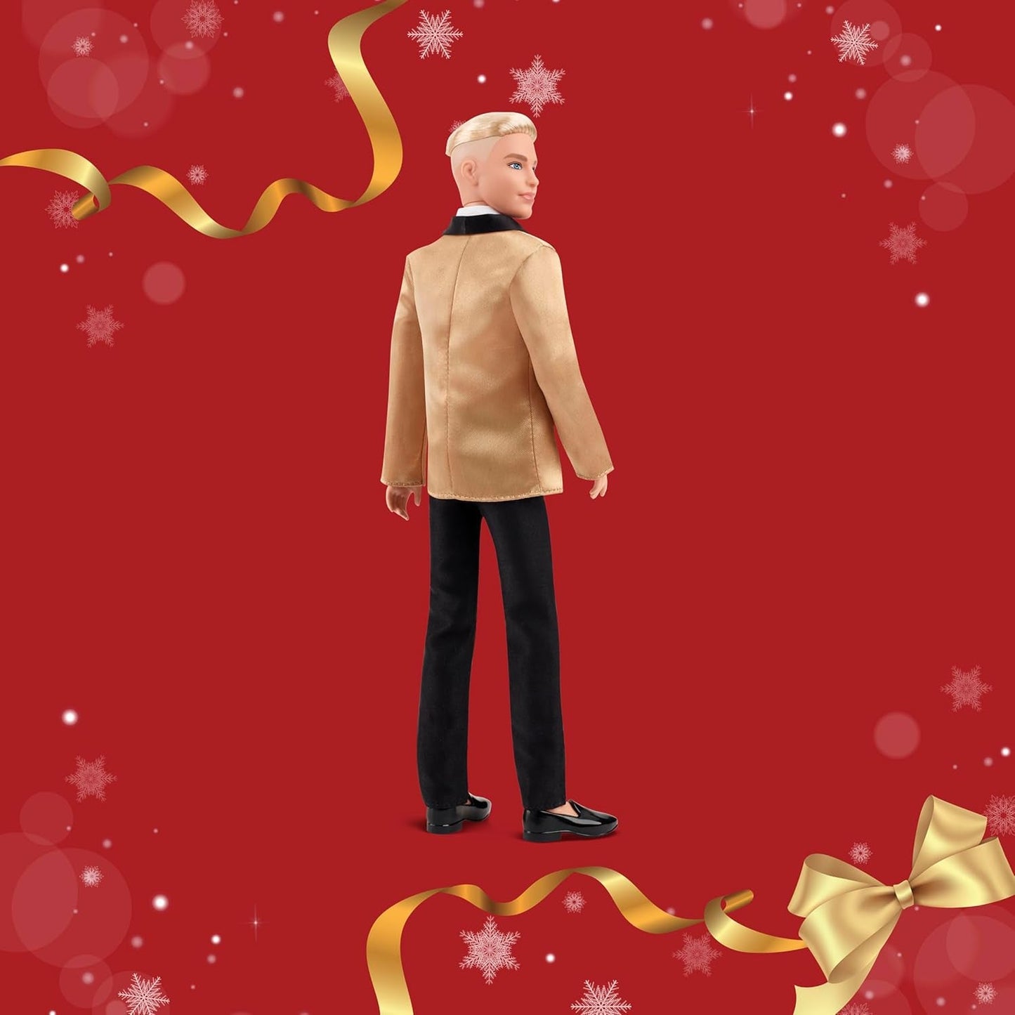 Barbie Signature 2025 Holiday Blonder Ken Modepuppe zum Sammeln w komplecie Anzug mit Goldener Jacke in Einer Verpackung zum Ausstellen und mit Puppenständer, JGK55