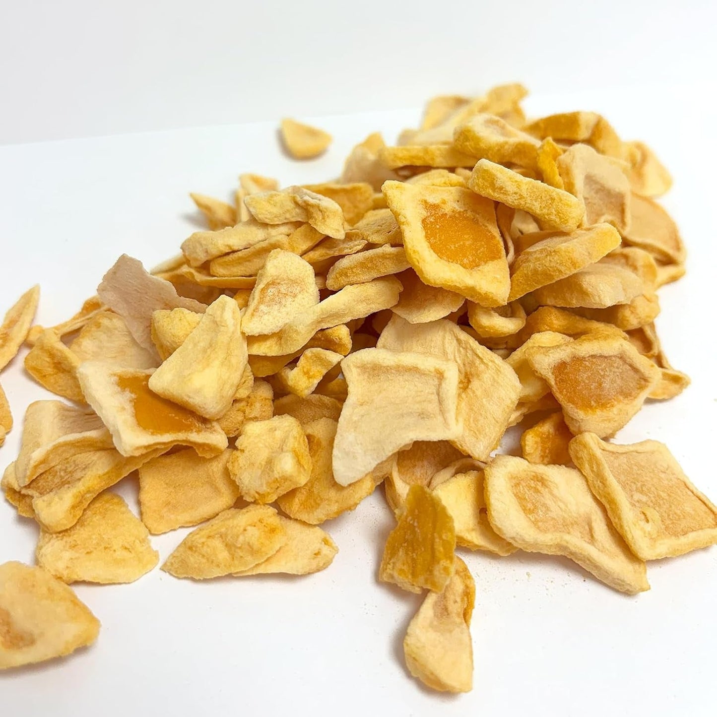 Mango liofilizowane plastry 100g - chipsy z mango liofilizowane - owoce suszone liofilizowane - owoce liofilizowane, mango suszone do dekoracji, przekąsek, koktajli, deserów Produkty suszone Naty Shop