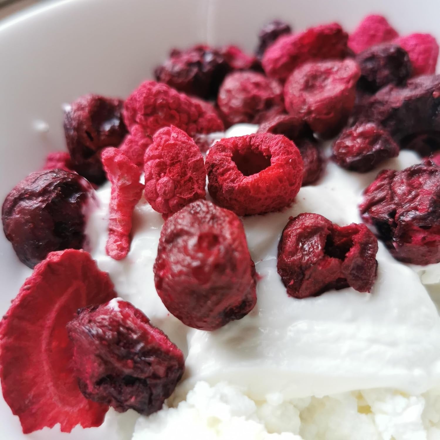 Liofilizowane owoce suszone Mieszanka czerwonych owoców | XL 300g Liofilizowane Truskawki Maliny Wiśnie Mieszanka Suszonych Owoców | Owoce Liofilizowane Truskawka Malina Wiśnia | ZingyZoo Produkty odwodnione Naty Shop