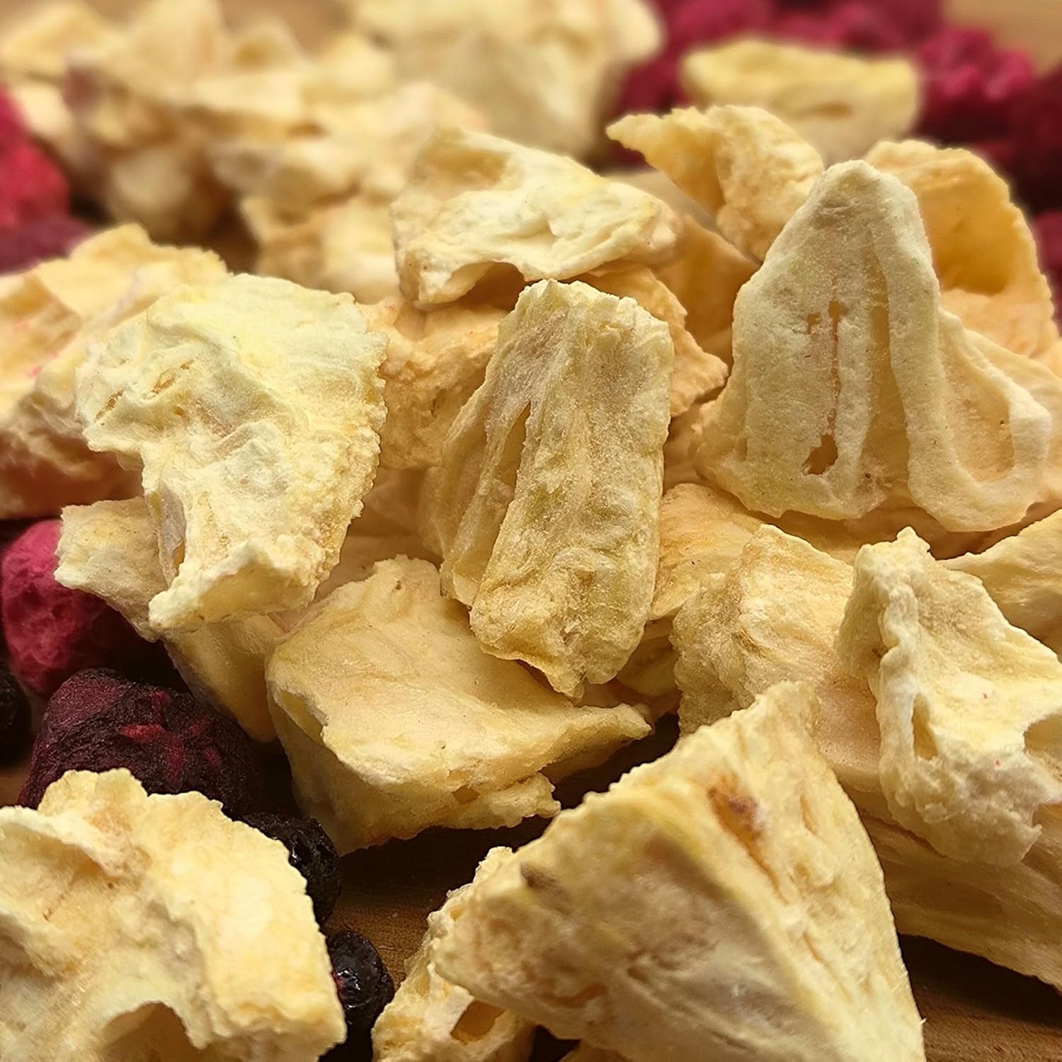 Owoce liofilizowane | Ananas 100% czysty Owoce liofilizowane Ananas liofilizowany | Owoce liofilizowane bez dodatku cukru | Chrupiący ananas liofilizowany - aromatyczny - pyszne ZingyZoo Produkty suszone Naty Shop