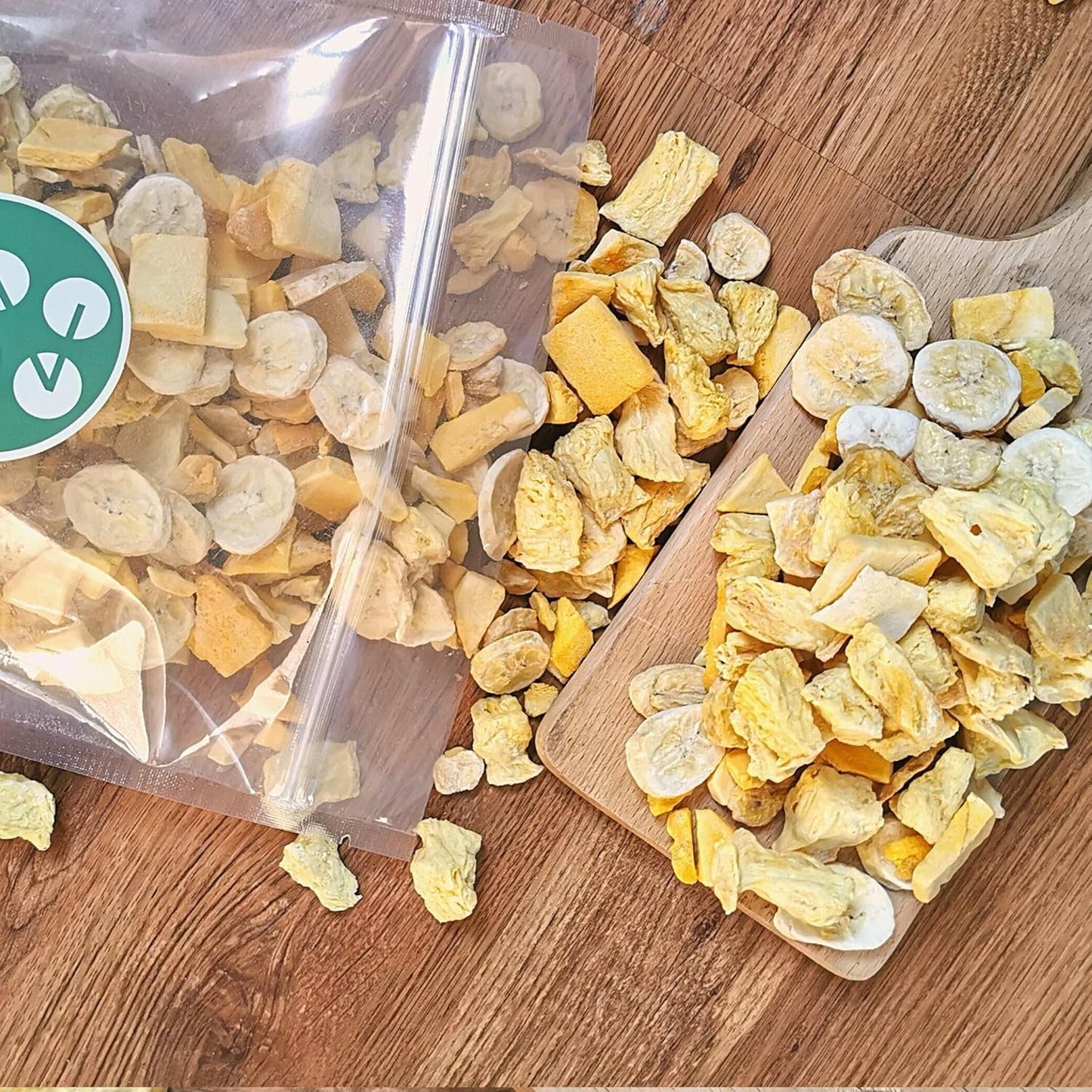 Owoce liofilizowane Mieszanka owoców tropikalnych | XL 350g Liofilizowany Ananas Mango Banan Mieszanka owoców liofilizowanych | Owoce liofilizowane Ananas Banan Mango Mieszanka suszonych owoców | ZingyZoo Produkty odwodnione Naty Shop