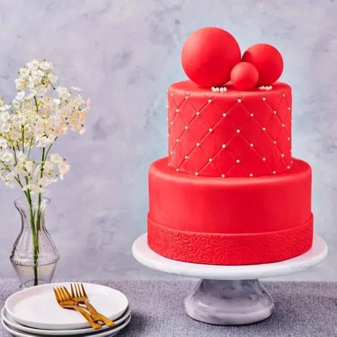 Fondant laminowany FunCakes Fire Red: łatwy w użyciu, gładki, elastyczny, miękki i zginający się, idealny do dekoracji ciast, halal, koszerny i bezglutenowy, 1 kg (1 opakowanie) pasta cukrowa Naty Shop