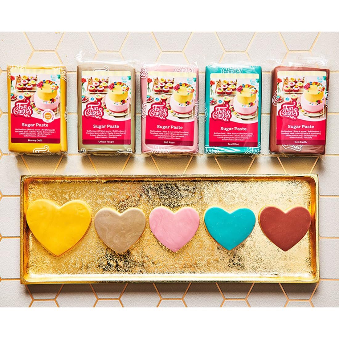 FunCakes Teal Blue Fondant w rolce Łatwy w użyciu Gładki Elastyczny Miękki i zginający się Idealny do dekorowania ciast Halal Koszerny Bezglutenowy Opakowanie 250 g Naty Shop Pasta cukrowa