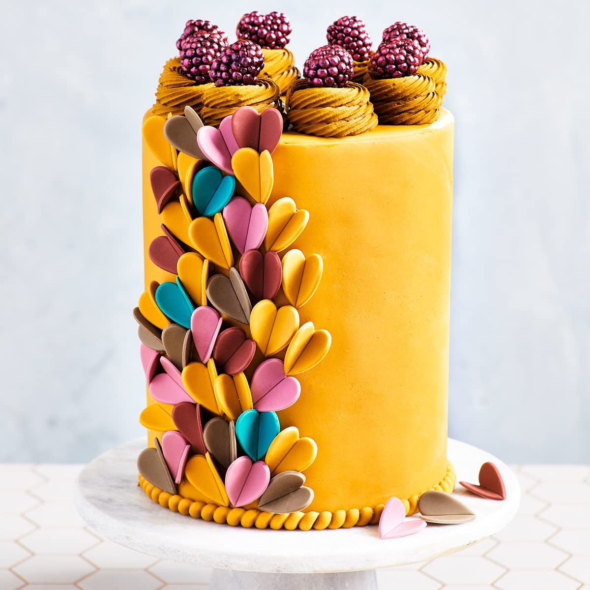 FunCakes Red Earth fondant roll, łatwy w użyciu, gładki, elastyczny, miękki i elastyczny, idealny do dekoracji ciast, halal, koszerny i bezglutenowy, opakowanie 250g 1 Naty Shop Pasta cukrowa