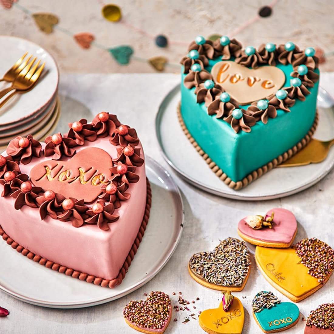 FunCakes Red Earth fondant roll, łatwy w użyciu, gładki, elastyczny, miękki i elastyczny, idealny do dekoracji ciast, halal, koszerny i bezglutenowy, opakowanie 250g 1 Naty Shop Pasta cukrowa