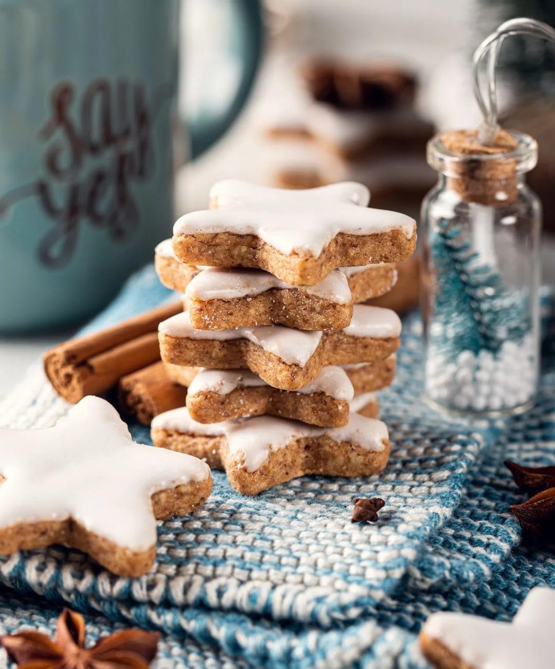Gotowa do użycia polewa RUF, do natychmiastowego użycia, bez mieszania, polewa do ciastek i ciast, jako baza cukrowa lub do barwienia i aromatyzowania, 1 x 150g (opakowanie 4 szt.) Naty Shop Pasta cukrowa