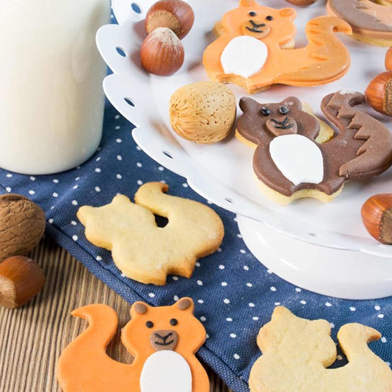Günthart BackDecor 800 g biała fondant Biały stół dekoracyjny do panierowania, lukrowania ciast lub modelowania, nie zawiera oleju palmowego, gotowy do użycia i łatwy w obróbce z pastą cukrową Naty Shop