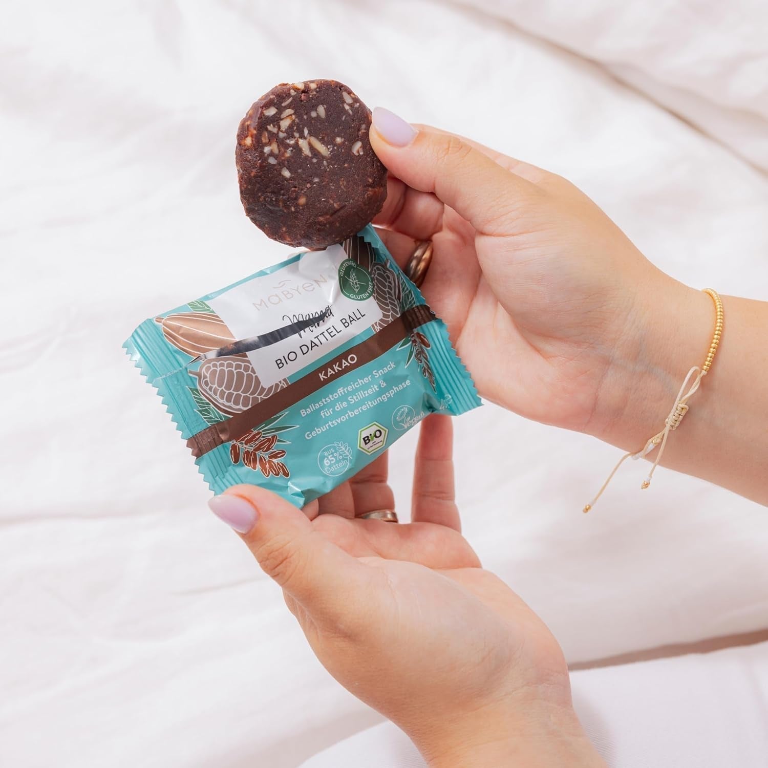 MABYEN Energy Balls Daktylowe Organiczne 20 szt. | Kulki Daktylowe - Zdrowe bezcukrowe przekąski dla kobiet w ciąży i karmiących piersią - Batonik proteinowy z suszonymi owocami - O smaku kakaowy Produkty suszone Naty Shop