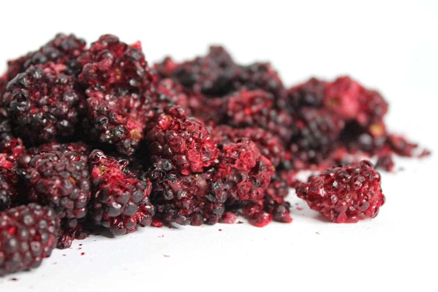 Jeżyny liofilizowane całe 100g - Owoce liofilizowane - Owoce suszone liofilizowane - Jeżyny liofilizowane całe do pieczenia, dekoracji ciast, przekąsek, musli, deserów Produkty odwodnione Naty Shop