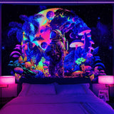 Gobelin alishomtll czarny lekki astronauta grzyb fluorescencyjny botaniczny Strona główna - Akcesoria i dekoracje Naty Shop Multi 210L X 150B Cm
