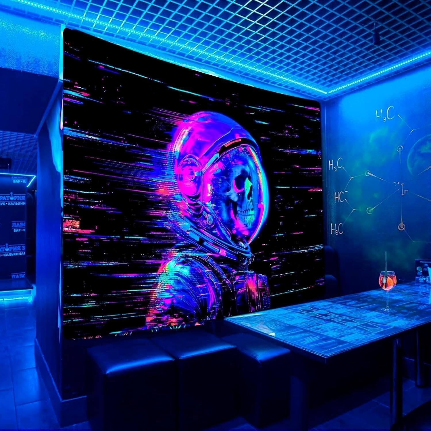 Gobelin alishomtll fluorescencyjna czaszka astronauta czarne światło Strona główna - Akcesoria i dekoracje Naty Shop