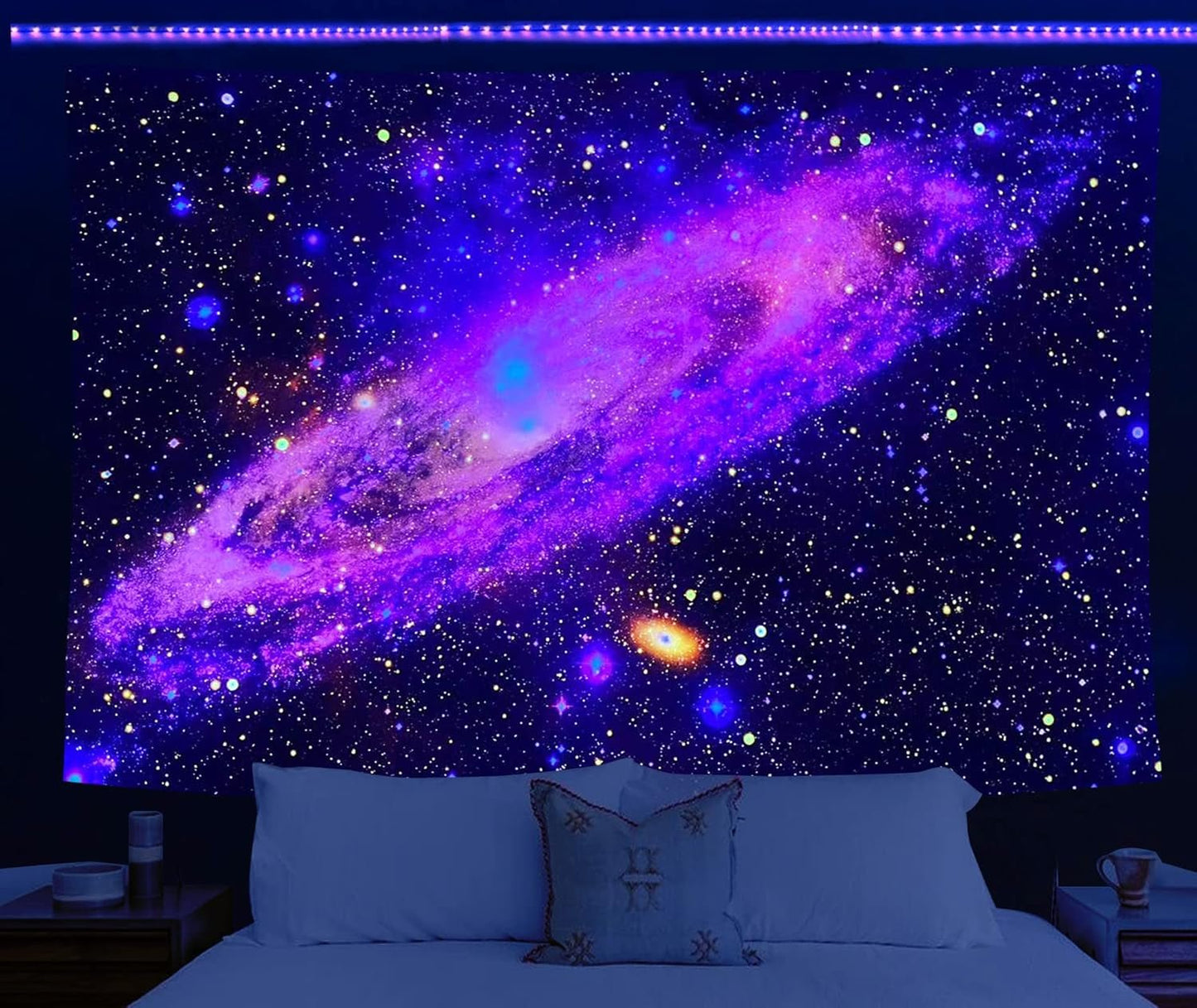 Holavida gobelin fluorescencyjna galaktyka gwiaździste niebo abstrakcyjna estetyka Strona główna - Akcesoria i dekoracje Naty Shop Cosmic Galaxy-A 200L X 150B Cm